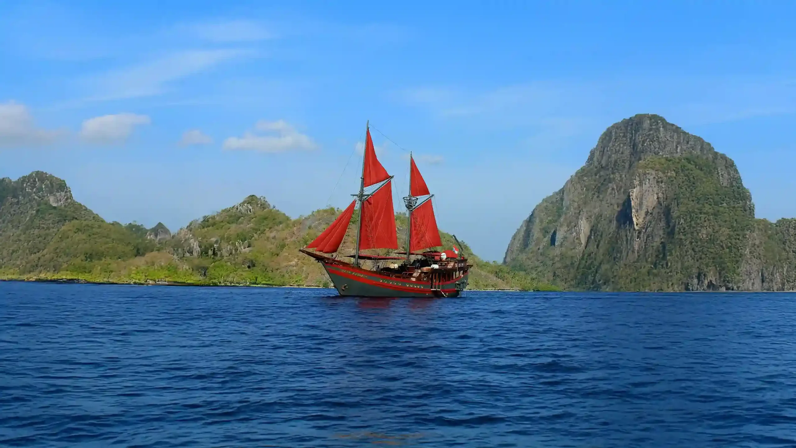 Phinisi at anchor, Labuan Bajo waters