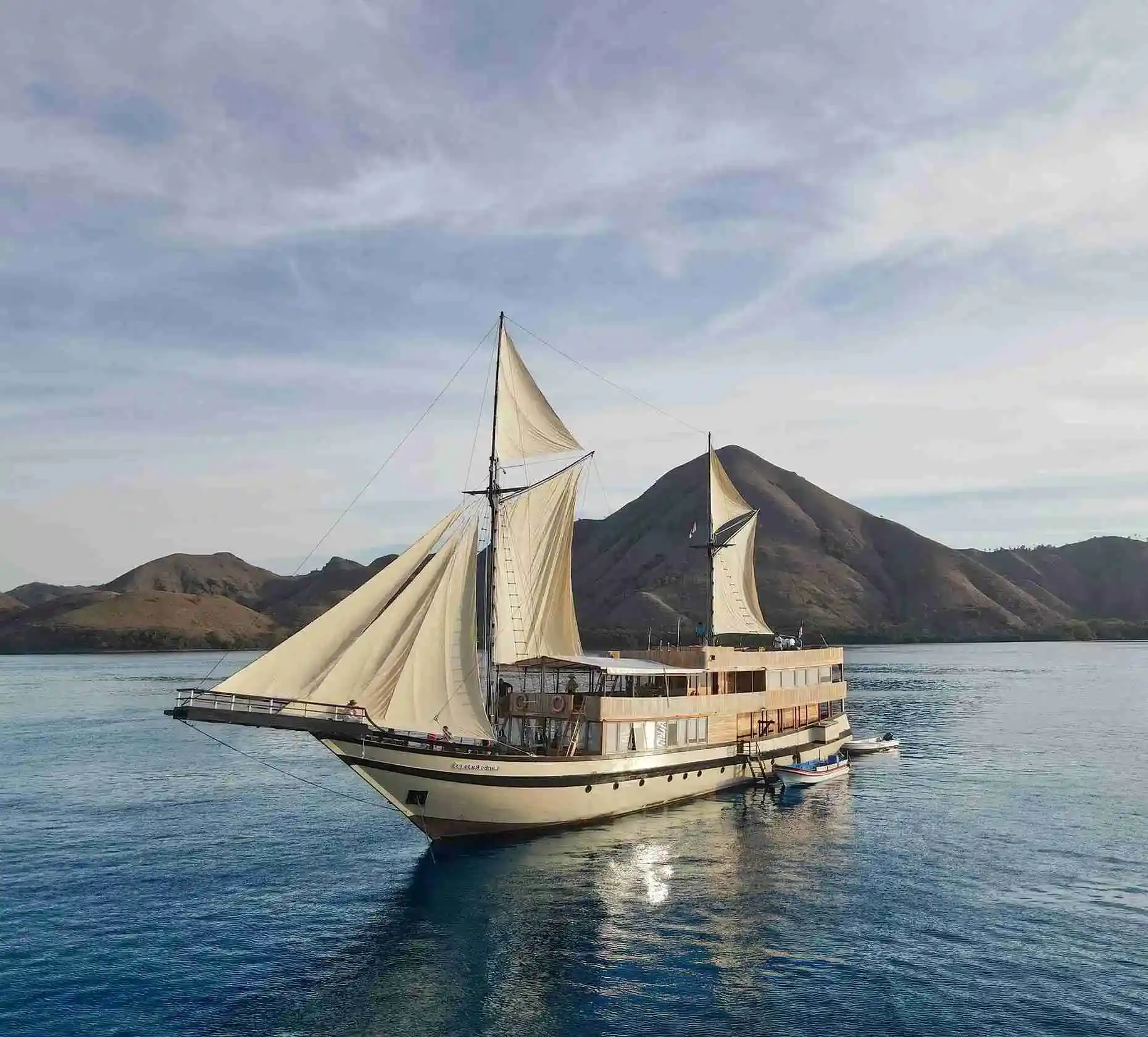 VIP VI — 38m Phinisi Liveaboard
